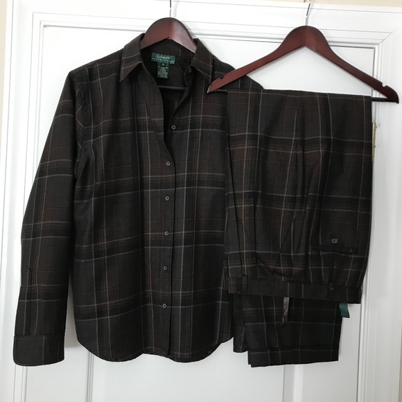 Lauren Ralph Lauren Dresses & Skirts - Vintage Ralph Lauren outfit (slacks and top)